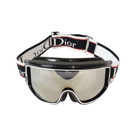 dior snow goggles.